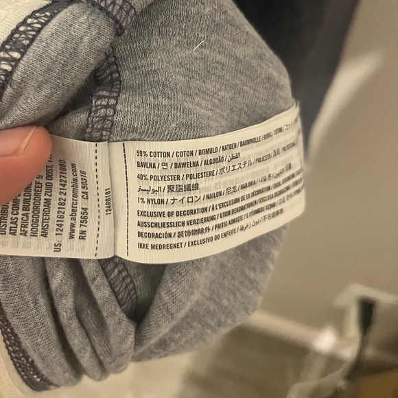 Men’s Abercrombie and Fitch Long Sleeve Shirt - Picture 4 of 5